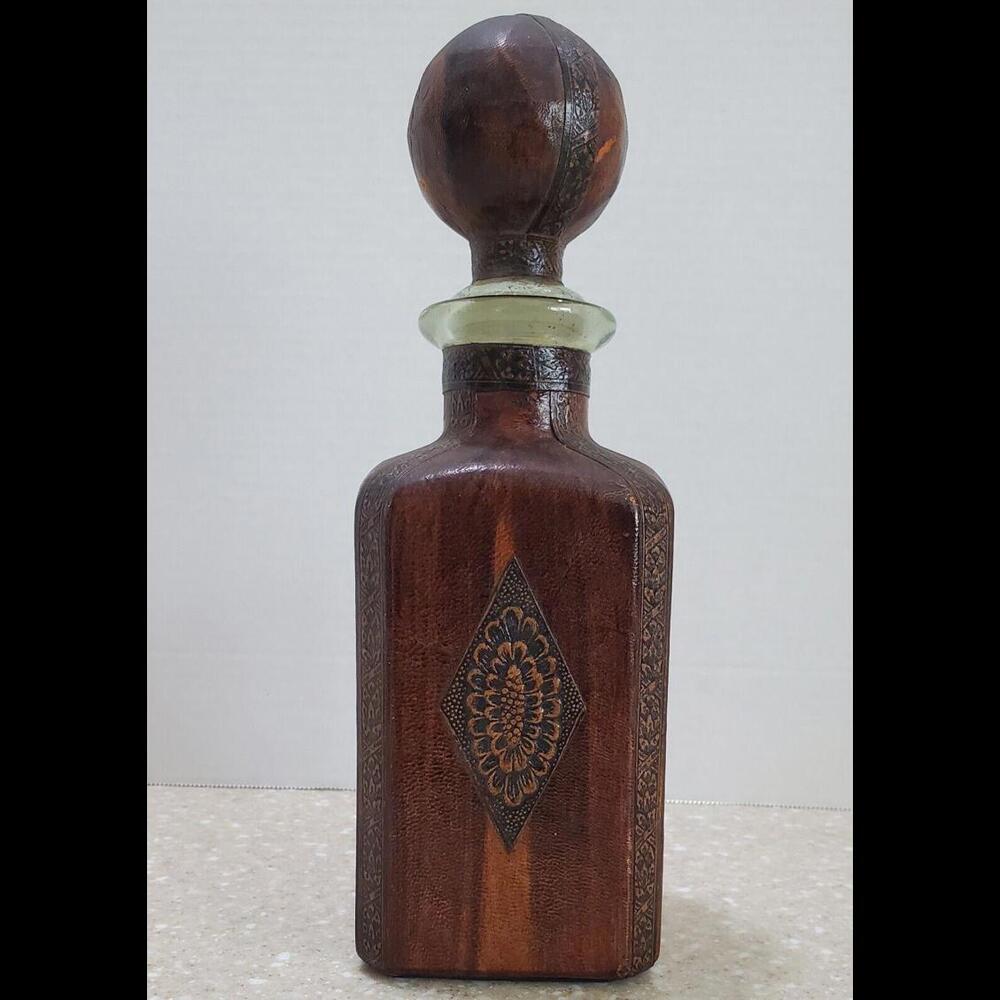 Decanter Brown Leather Wrapped Glass Bottle Made In Italy